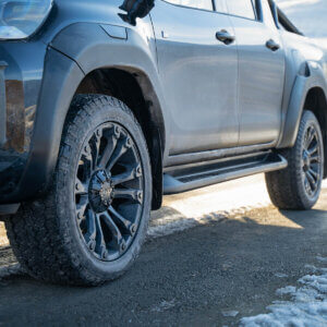 A 20x9 SNARE matte black alloy wheel