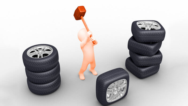 A graphic showing the traditional square fitment staggered fitment