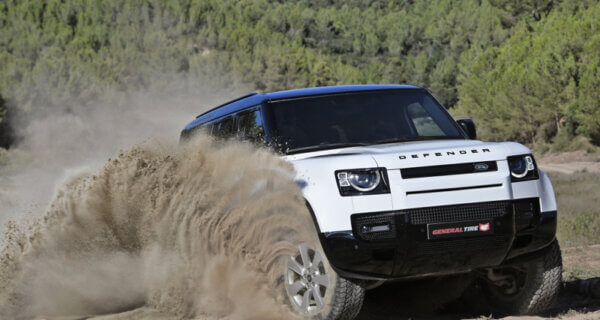 A land 极速赛车KAI一分钟JIANG 顶尖赛事结果线上看直播全程 75秒官方168记录查询结果 rover sat on All-Terrain Tyres for the Ultimate Guide to All-Terrain Tyres